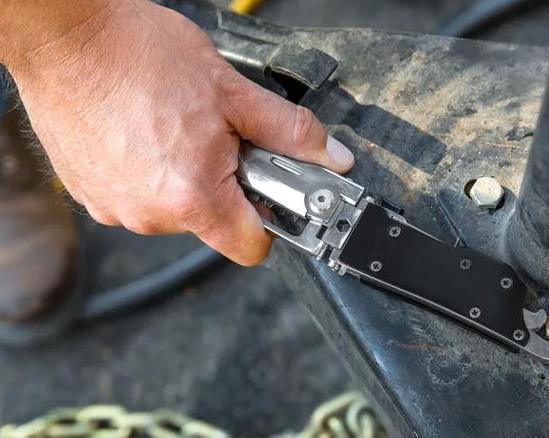 Мультитул тут складывается пополам: представлен модульный Union от Toler Tools