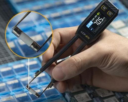 Начались продажи измерительного пинцета Fnirsi LCR