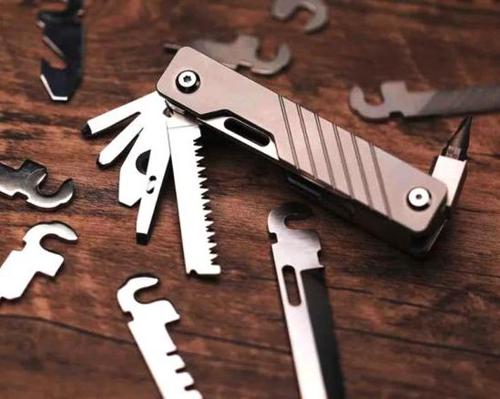 Беру что хочу: представлен модульный мультитул Zen от Ant Design