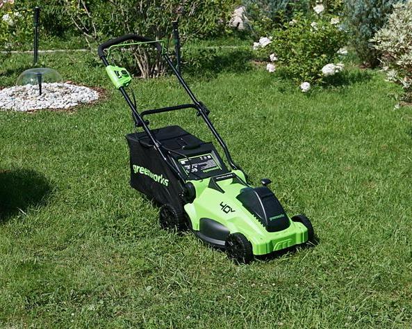 Обзор аккумуляторной газонокосилки Greenworks GD40LM16X: как я полюбил косить неидеальный газон