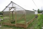 個人の敷地に温室を配置する方法 地面に温室を取り付ける方法
