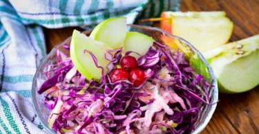 Салаты из свежей краснокочанной капусты: рецепты Приготовление салата из краснокочанной капусты